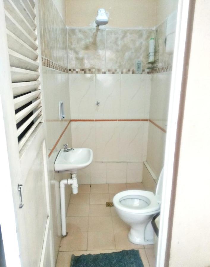 Residencial Moroni - Alojamiento En Cochabamba Bed & Breakfast ภายนอก รูปภาพ
