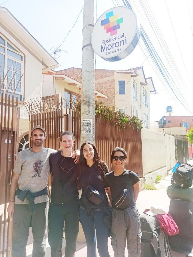 Residencial Moroni - Alojamiento En Cochabamba Bed & Breakfast ภายนอก รูปภาพ